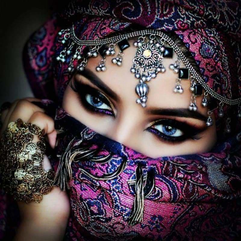 Modern Art New Arrival Masked Beauty Eyes Full Drill - 5D